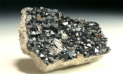 科学家发现 锂电池衰退的原因